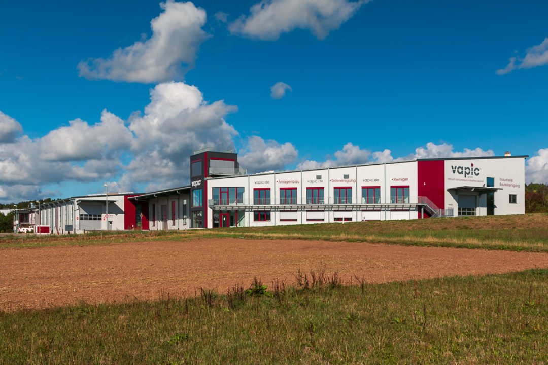 BÜRKLE BAUUNTERNEHMEN Industriegebäude Oberhaugstett